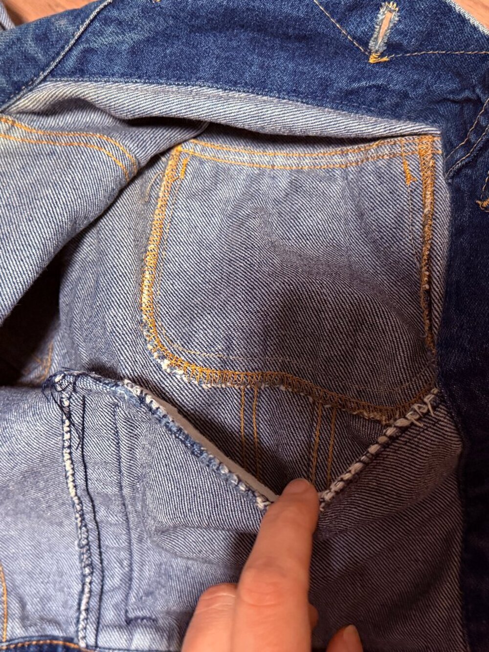 Vintage Lee Dark Wash Denim Jacket Size XL - Picture 7 of 12